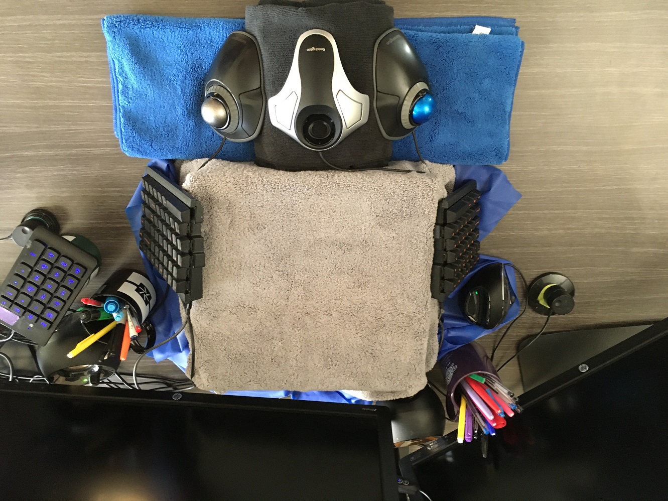 Overhead view of the integrated input array